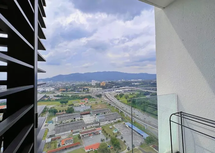 Heritage Studio With Balcony D\'Sara, Direct Mrt Kampung Selamat, Near Thomson And Sungai Buloh Hospital