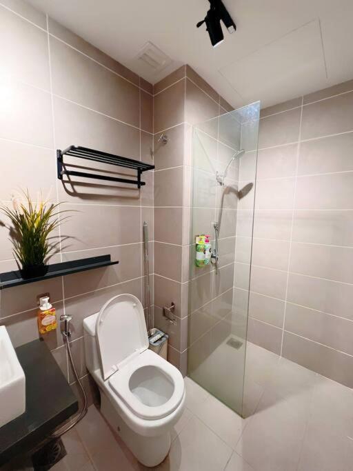 Heritage With Balcony D'sara, Direct Mrt Kampung Selamat, Near Thomson And Sungai Buloh Hospital Apartment *