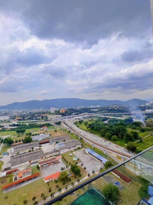 Heritage With Balcony D'sara, Direct Mrt Kampung Selamat, Near Thomson And Sungai Buloh Hospital *