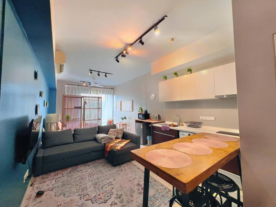 Heritage With Balcony D'sara, Direct Mrt Kampung Selamat, Near Thomson And Sungai Buloh Hospital *